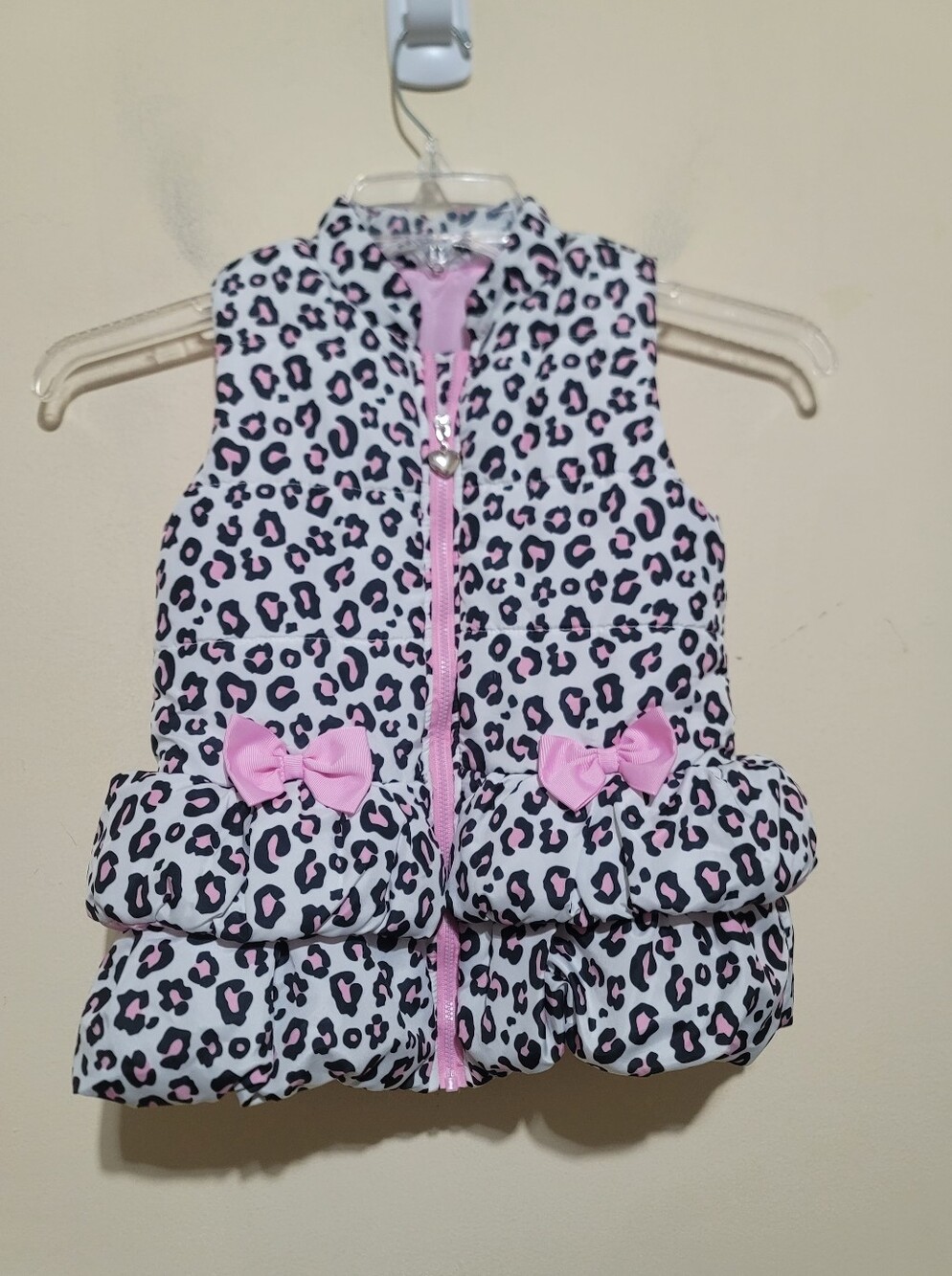 Kidz Headquarters Girls Pink & Black Leopard Print Puffer Vest with Bows Size 6X
